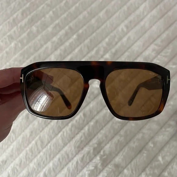 Tom Ford Conrad Brow-Bar Sunglasses - Picture 6 of 16